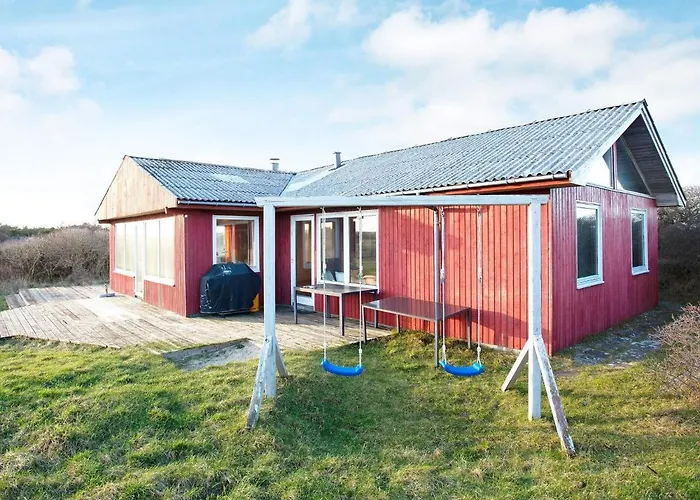 12 Person In Hjorring-by Traum *